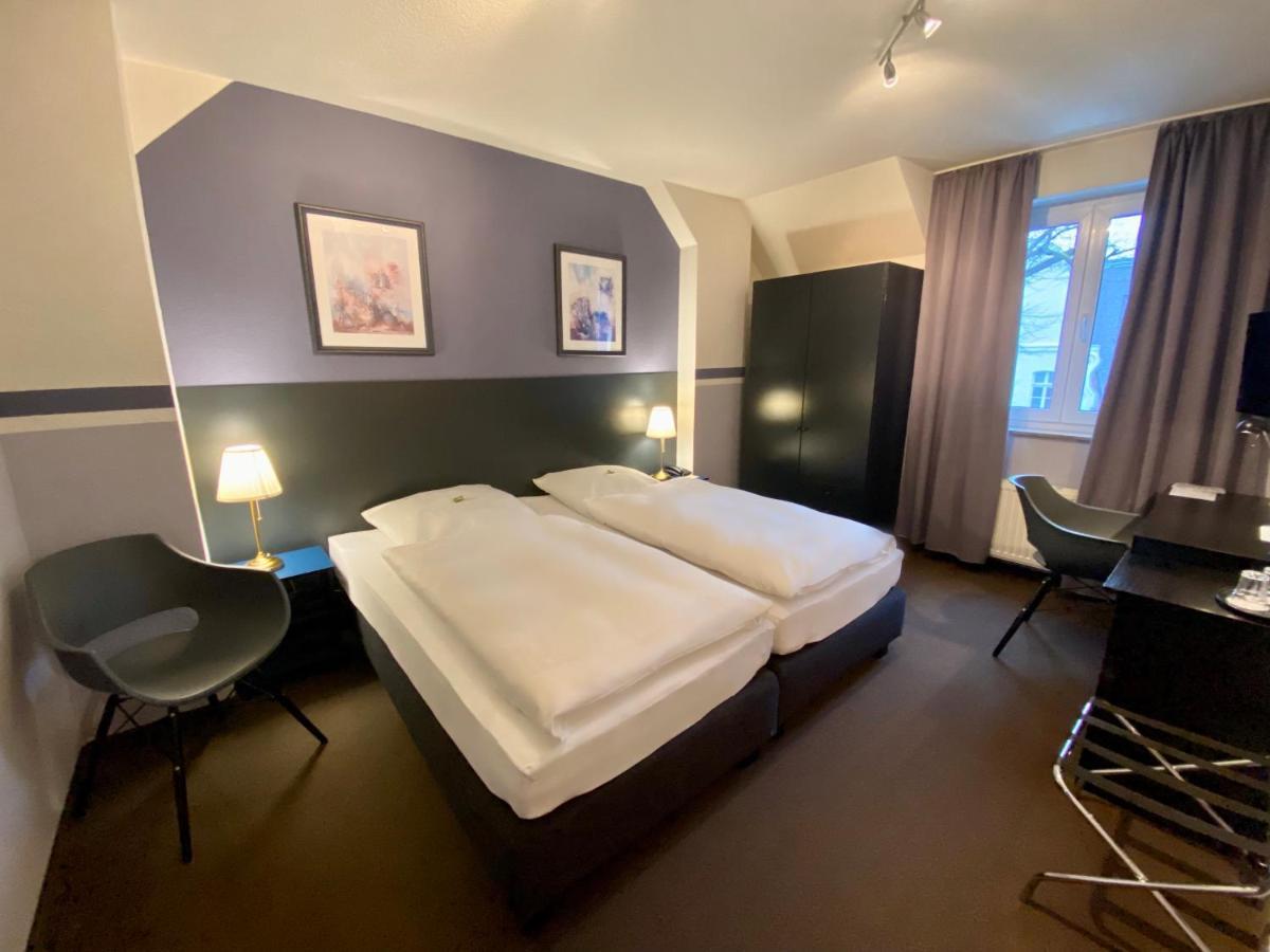 Hotel Kaiserswerth Düsseldorf Exterior foto